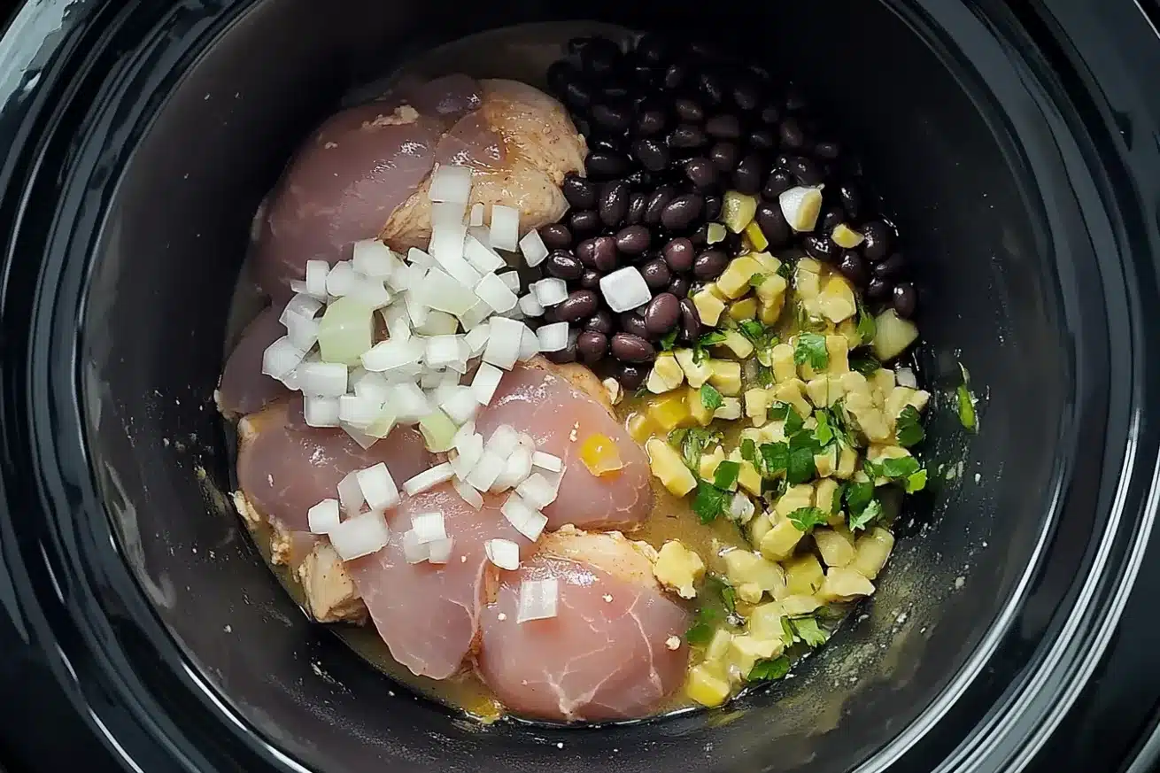 _Slow cooker with chicken, beans, and vegetables